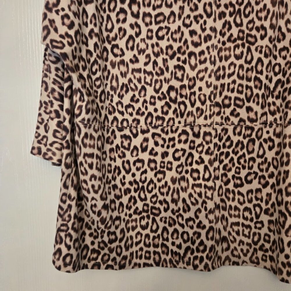 Chico's animal print 3/4 tunic top NWOT Size 2/L - Picture 2 of 5